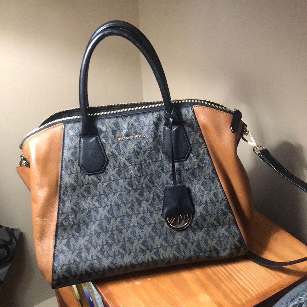Michael Kors MK Logo and Leather Handbag
